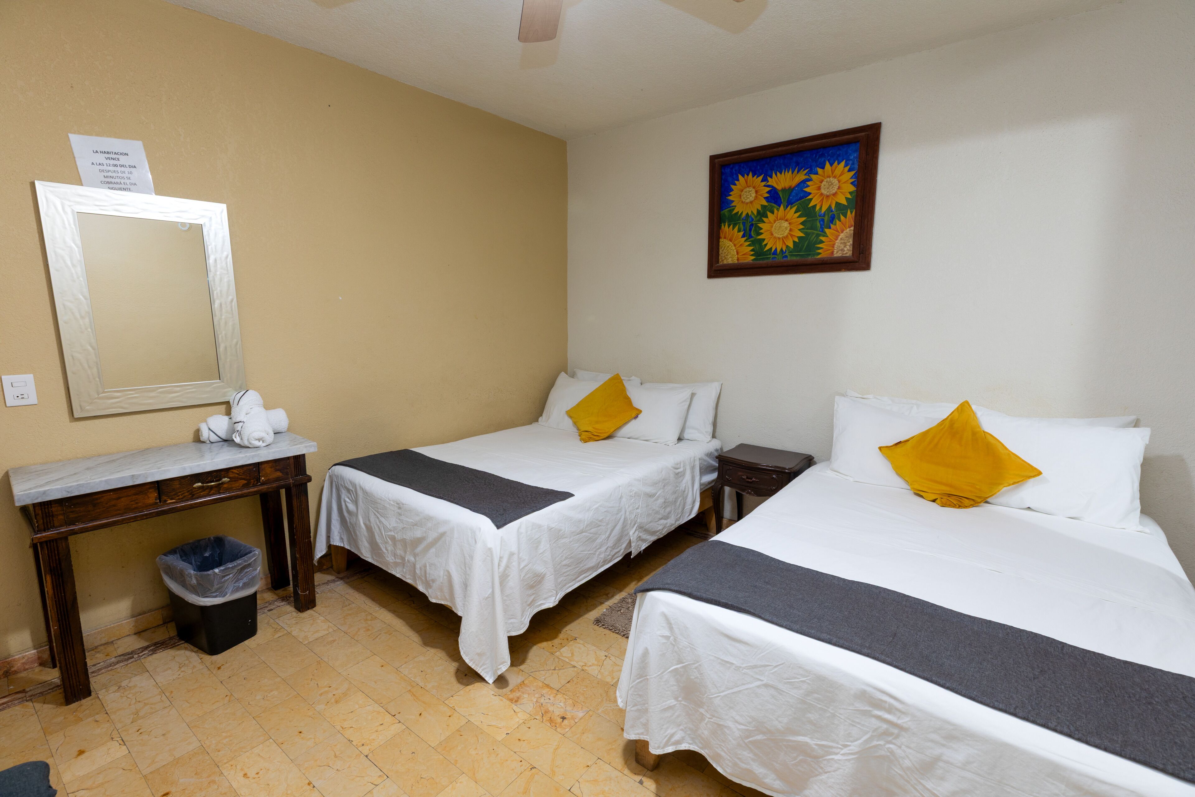 Phòng 4 Tiêu chuẩn | Truy cập Internet không dây miễn phí 