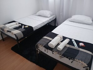 2 Schlafzimmer, Internetzugang, Bettwäsche