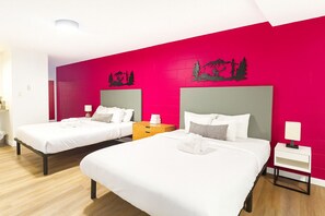 1 chambre, fer et planche à repasser, Wi-Fi gratuit, draps fournis