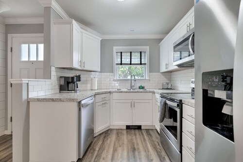 Vacation & Entertainment: 2 BD Game Room Retreat