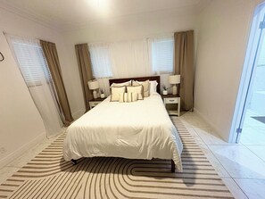 2 bedrooms, iron/ironing board, WiFi, bed sheets - BRAND NEW Austin Estates #3 2bed/2bath Apartment (Nassau)