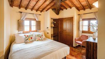 Villa Deluxe, 2 chambres, vue montagne | Rideaux occultants, fer et planche Ă repasser, Wi-Fi gratuit