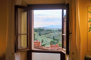 إطلالة على الجبل