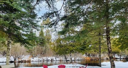 Chalet Des Rosiers - SPA and river access - Near Omega, Mont-Tremblant