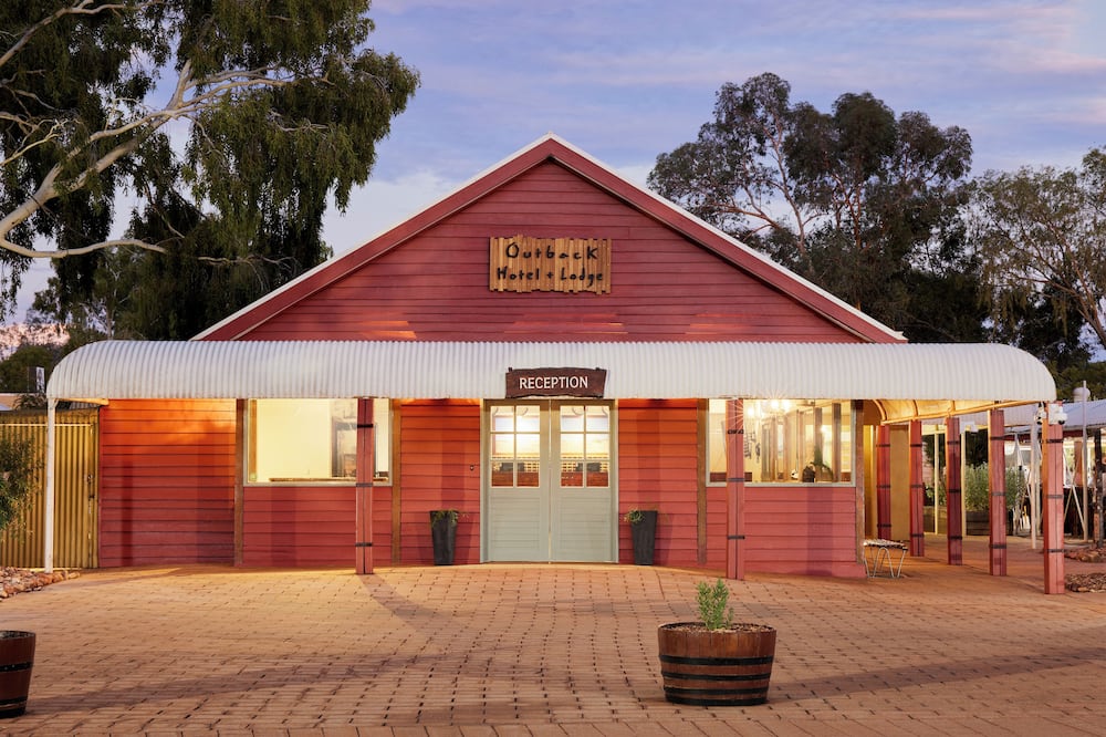 Outback Lodge