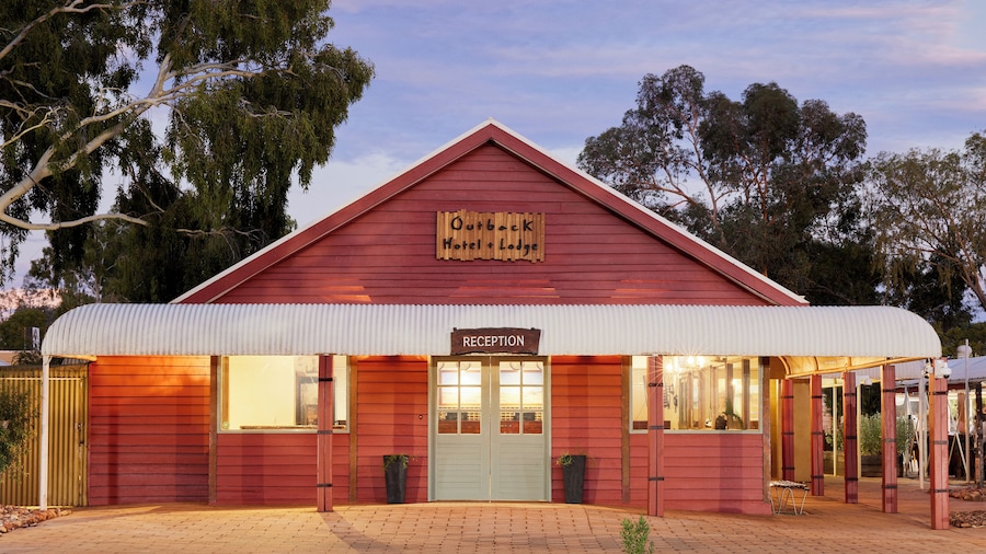 Outback Lodge