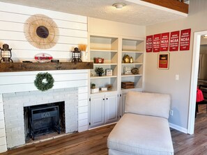 المنشأة من الداخل