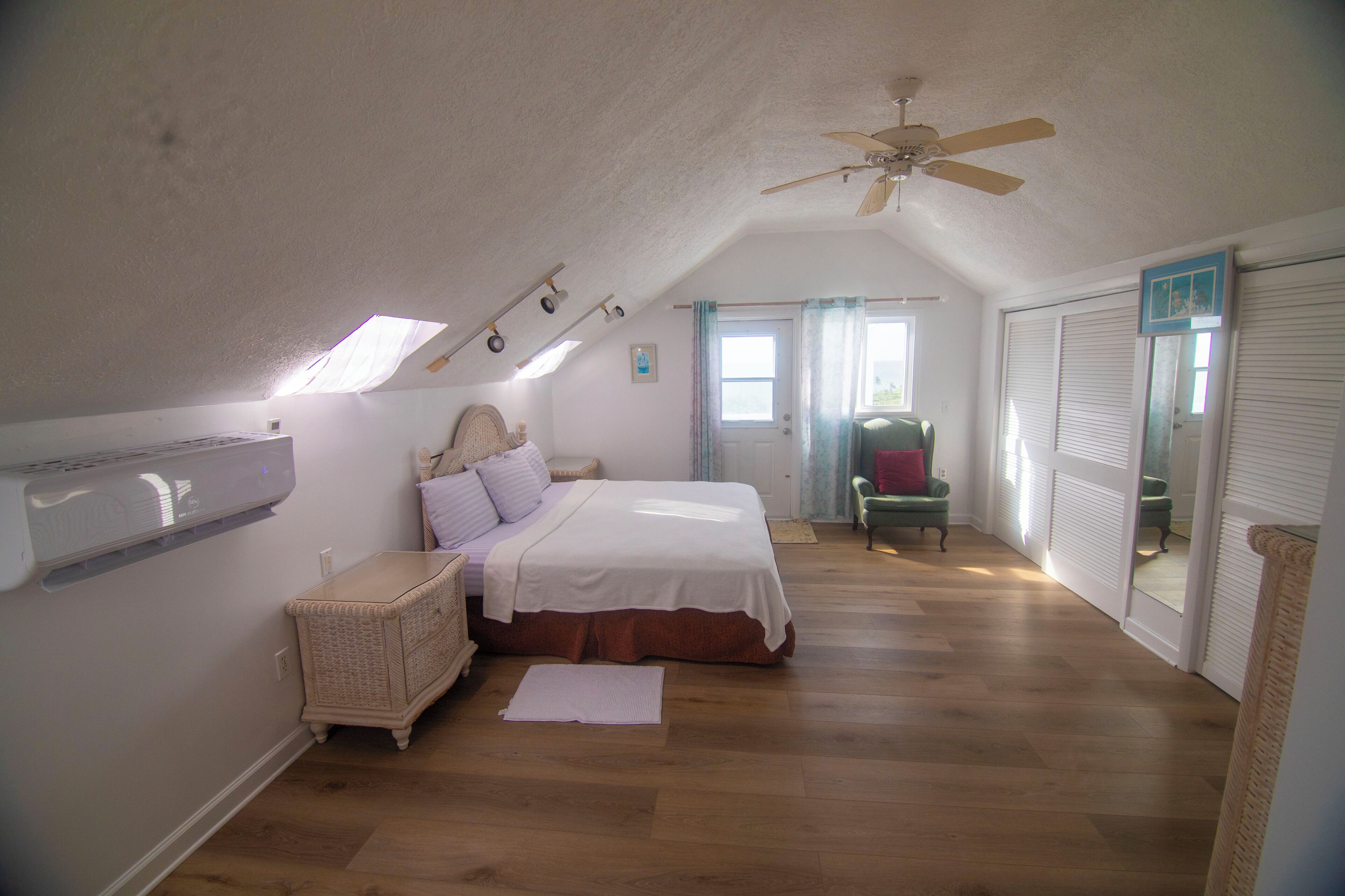 Captain's Quarters, Entire House - 3 Bedrooms | Free WiFi, bed sheets