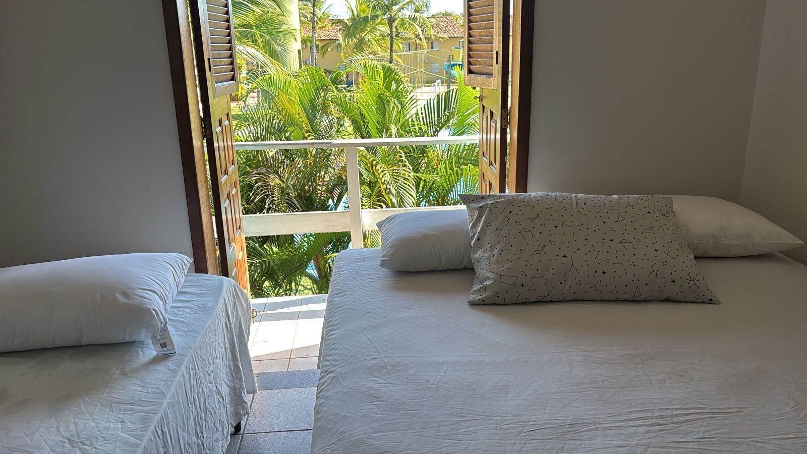 2 sovrum, internet och sängkläder