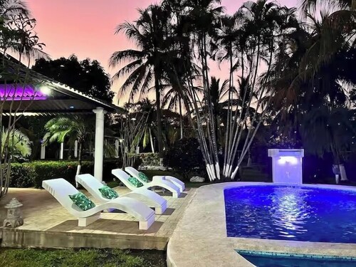 Pool • Game Room • Fire Pit • Resort Access