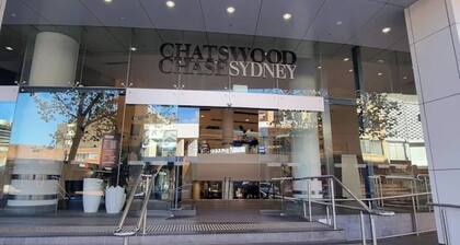 Quiet and Cozy 2BR Home in Chatswood with Parking