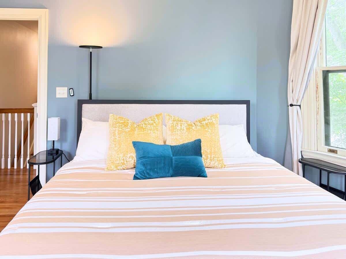 2 quartos, escrivaninha, ferros/tábuas de passar roupa, Wi-Fi