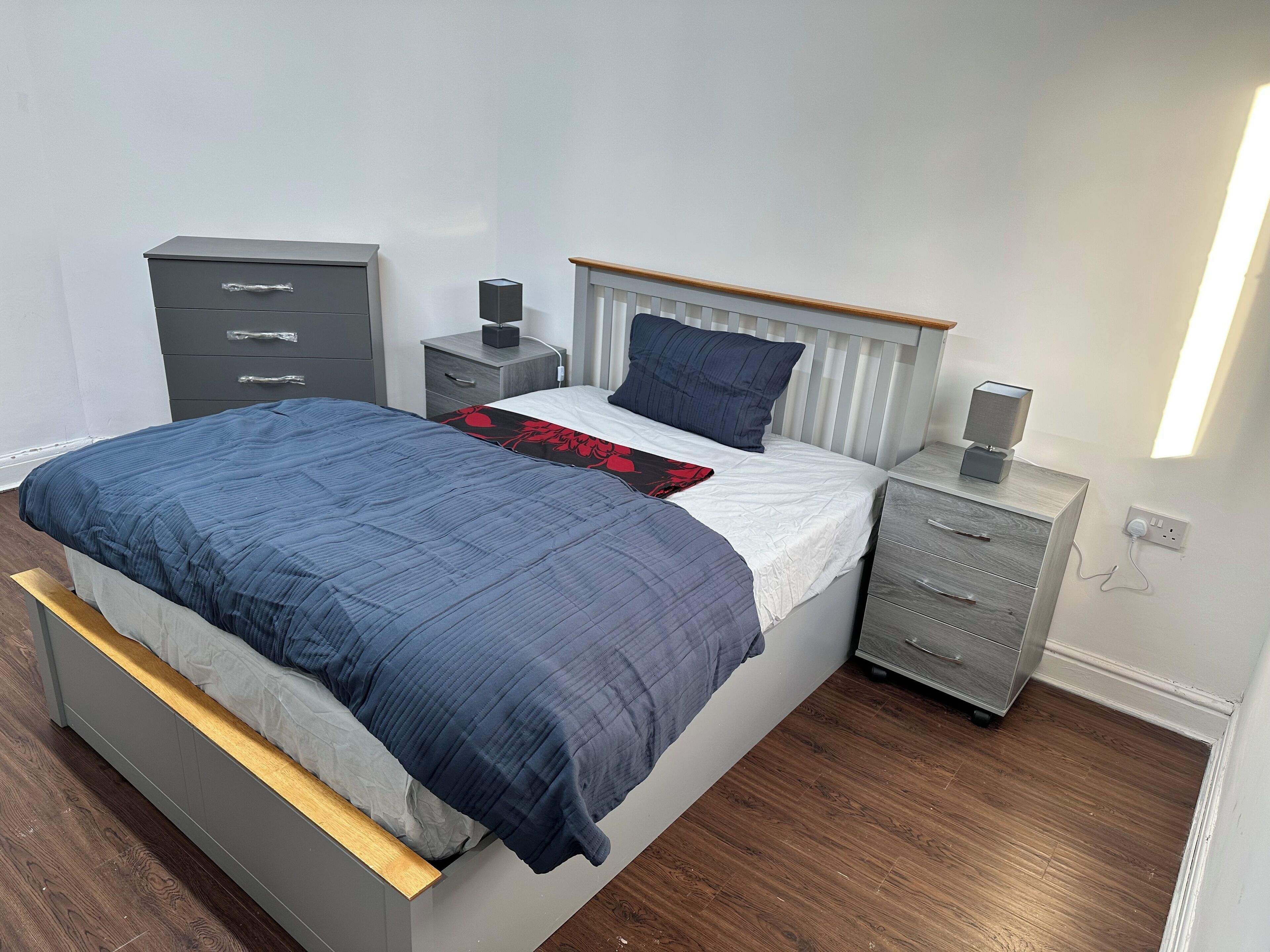 2 bedrooms, WiFi, bed sheets