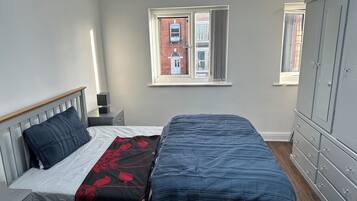 2 bedrooms, WiFi, bed sheets