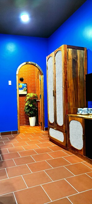 Quarto casal standard, varanda, vista para a cidade | Cortinas blackout, Wi-Fi de cortesia