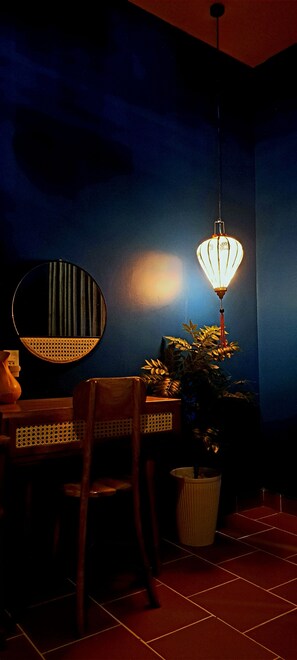 标准双人房, 露台, 城市景观 | 遮光窗帘、免费 WiFi