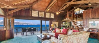 PRIVATE OCEAN FRONT ESTATE ON TURTLE COVE, NAPILI - MOST SPECTACULAR LOCATION