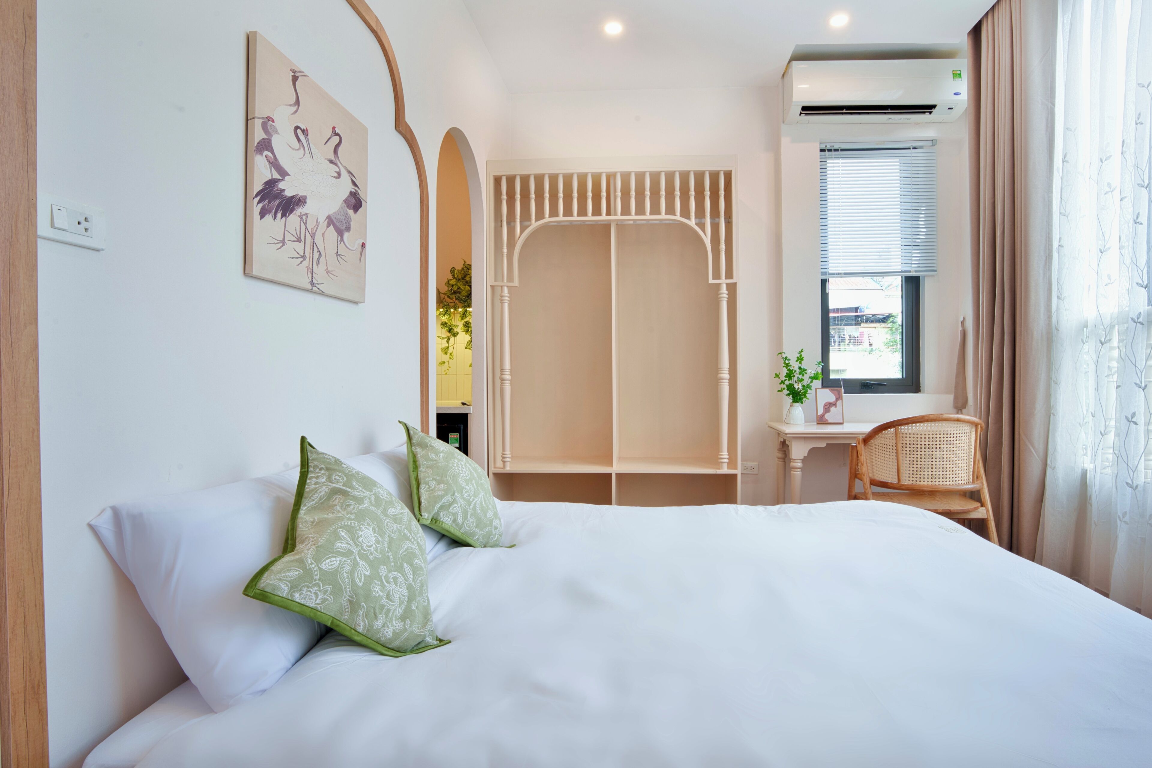 Premium Studio, City View