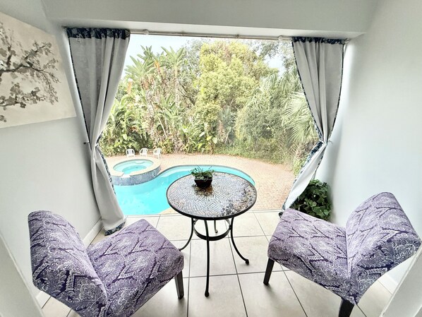 Pool - Castle on The River with Pool By Tampa Zoo! (Tampa)