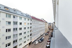Property grounds - Blueground | Alsergrund, view, nr Votivkirche (Vienna)