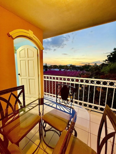 Cozy 1-bedroom apartment with AC in beautiful Managua