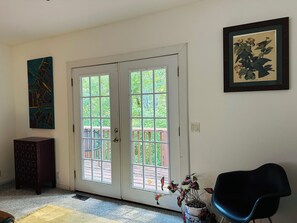 Interior - Cozy 1-bedroom townhome in beautiful Hot Springs Village with deck at West Gate. (Hot Springs)