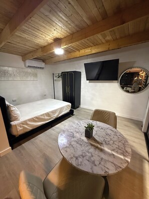 1 bedroom, WiFi, bed sheets, wheelchair access