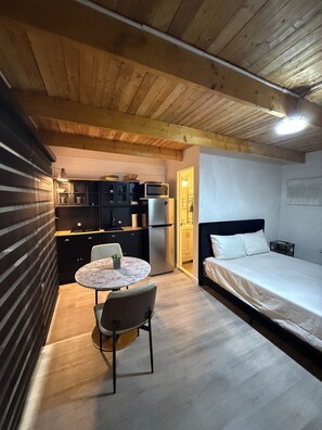 1 bedroom, WiFi, bed sheets, wheelchair access - Charming bungalow in Tavernier perfect for a relaxing getaway (Tavernier)