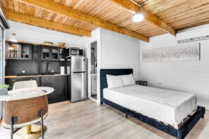 1 bedroom, WiFi, bed sheets, wheelchair access - Charming bungalow in Tavernier perfect for a relaxing getaway (Tavernier)