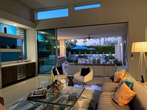 Interior - Modern Contemporary Showcase Home in Rancho Mirage (Rancho Mirage)