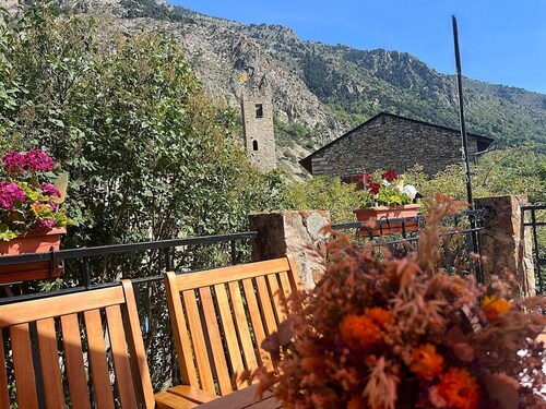 Country House with stunning views near Porte-Puymorens and Andorra