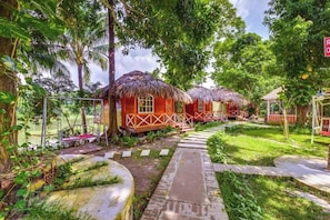 Vista frontal de la propiedad