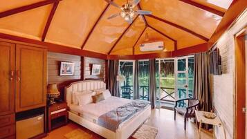 Deluxe Double Room, Balcony, Garden View | Free WiFi