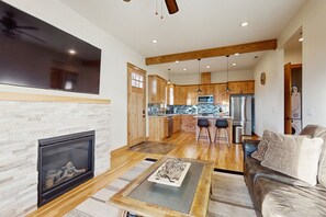 تلفزيون، مدفأة