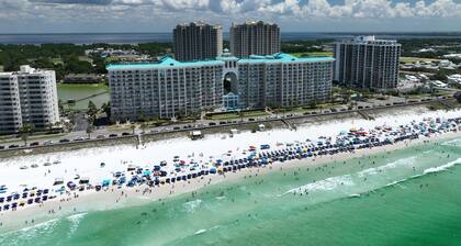 Majestic Sun 713A- Gulf Front-Seascape Resort