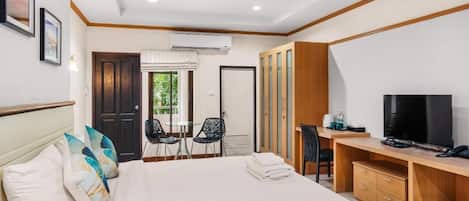 Coffres-forts dans les chambres, bureau, Wi-Fi gratuit