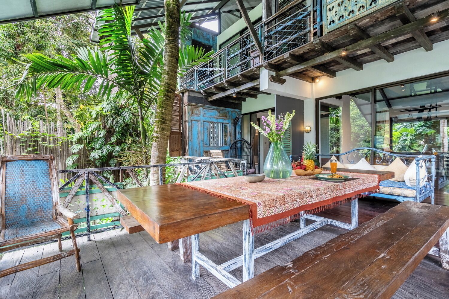 Signature Villa, 5 Bedrooms, River View | Dining room