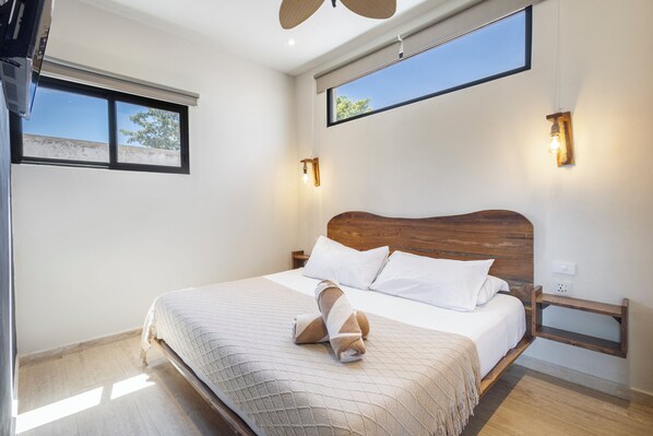 家庭公寓, 多張床, 泳池景 (A10) | 書桌、手提電腦工作空間、熨斗/熨衫板、免費 Wi-Fi