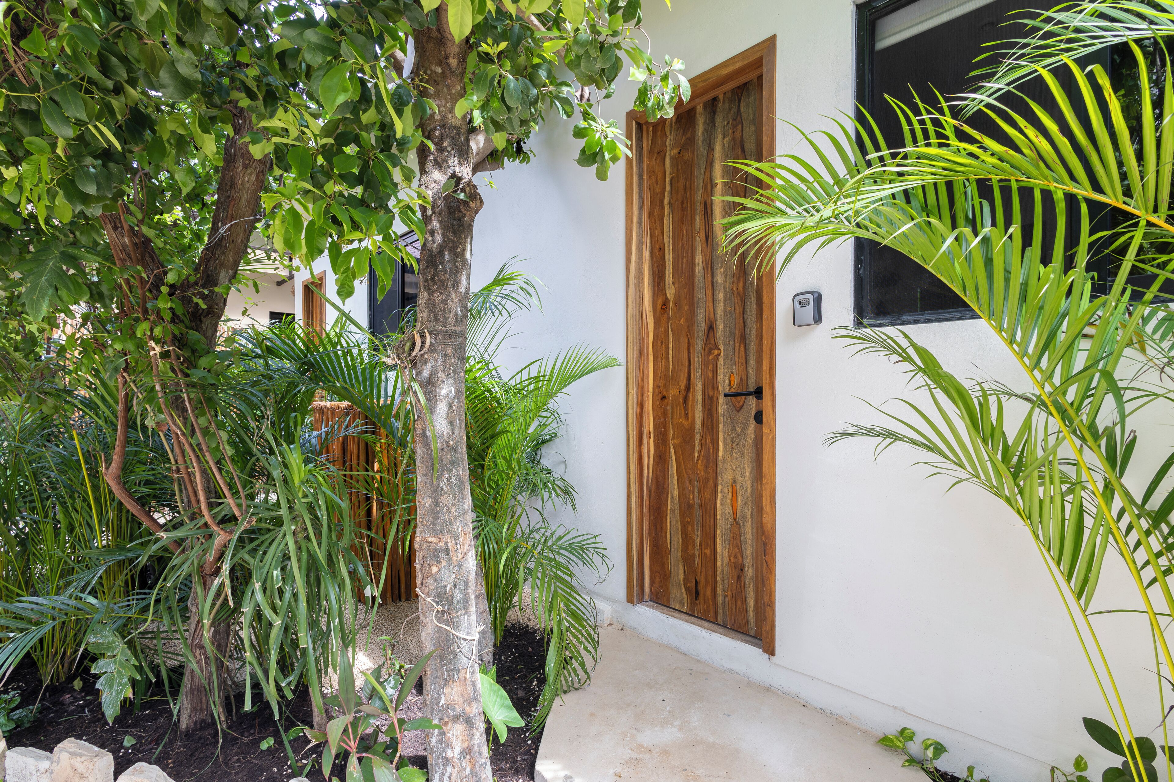 Basic Studio, 1 Queen Bed, Kitchenette (A12) | Desk, laptop workspace, iron/ironing board, free WiFi