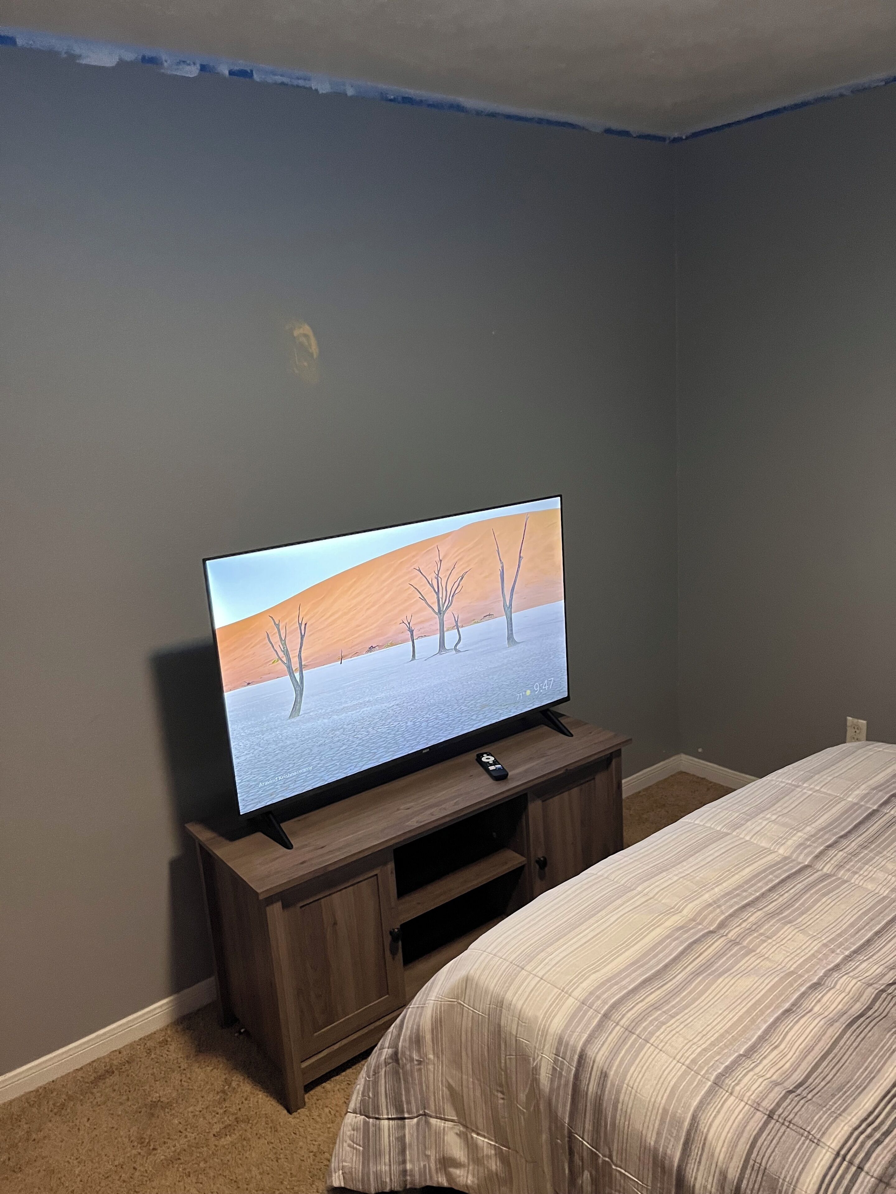 Iron/ironing board, Internet, bed sheets