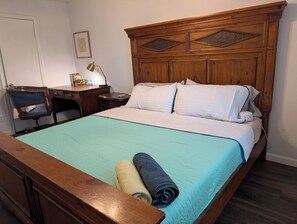 2 habitaciones, tabla de planchar con plancha, wifi y ropa de cama