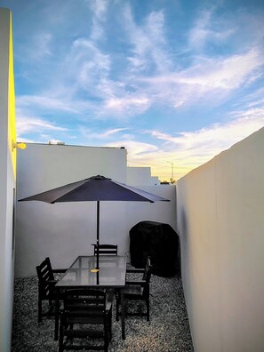 Outdoor dining - Bonita 3-bedroom house  in town Puerto Peñasco  (Puerto Peñasco)