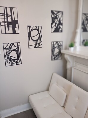 Interior - Cozy 1-bedroom apartment in downtown Louisville (Louisville)