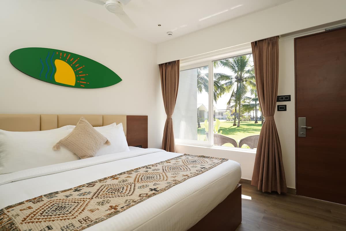 AZURE | Minibar, free WiFi, bed sheets