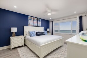 2 bedrooms, iron/ironing board, WiFi, bed sheets - Sand Caper 703 Sea Please Suite (Fort Myers Beach)