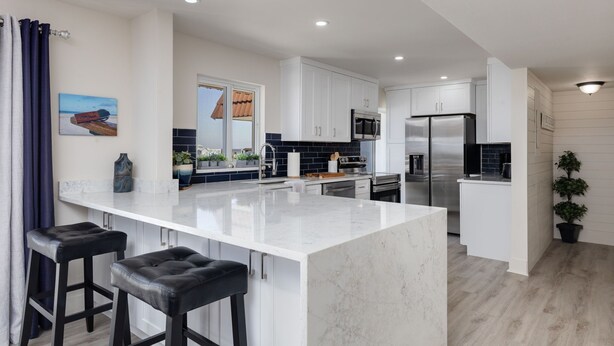 Coffee/tea maker, fridge, microwave, stovetop - Sand Caper 703 | Sea Please Suite | Gulf Views (Fort Myers Beach)