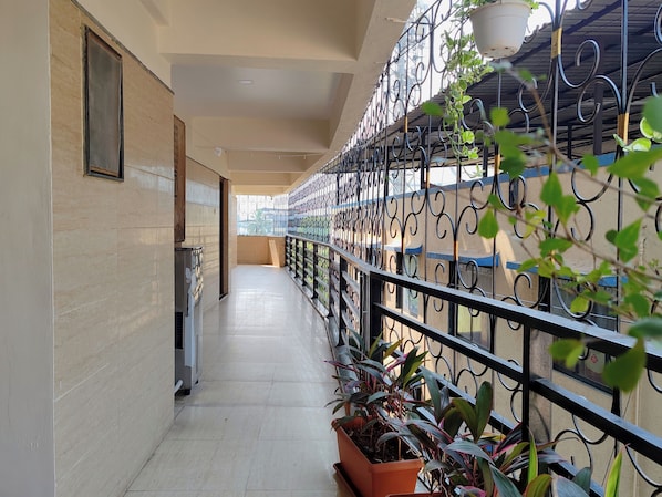 Lobby - Great Samrat Residency (Khopoli)