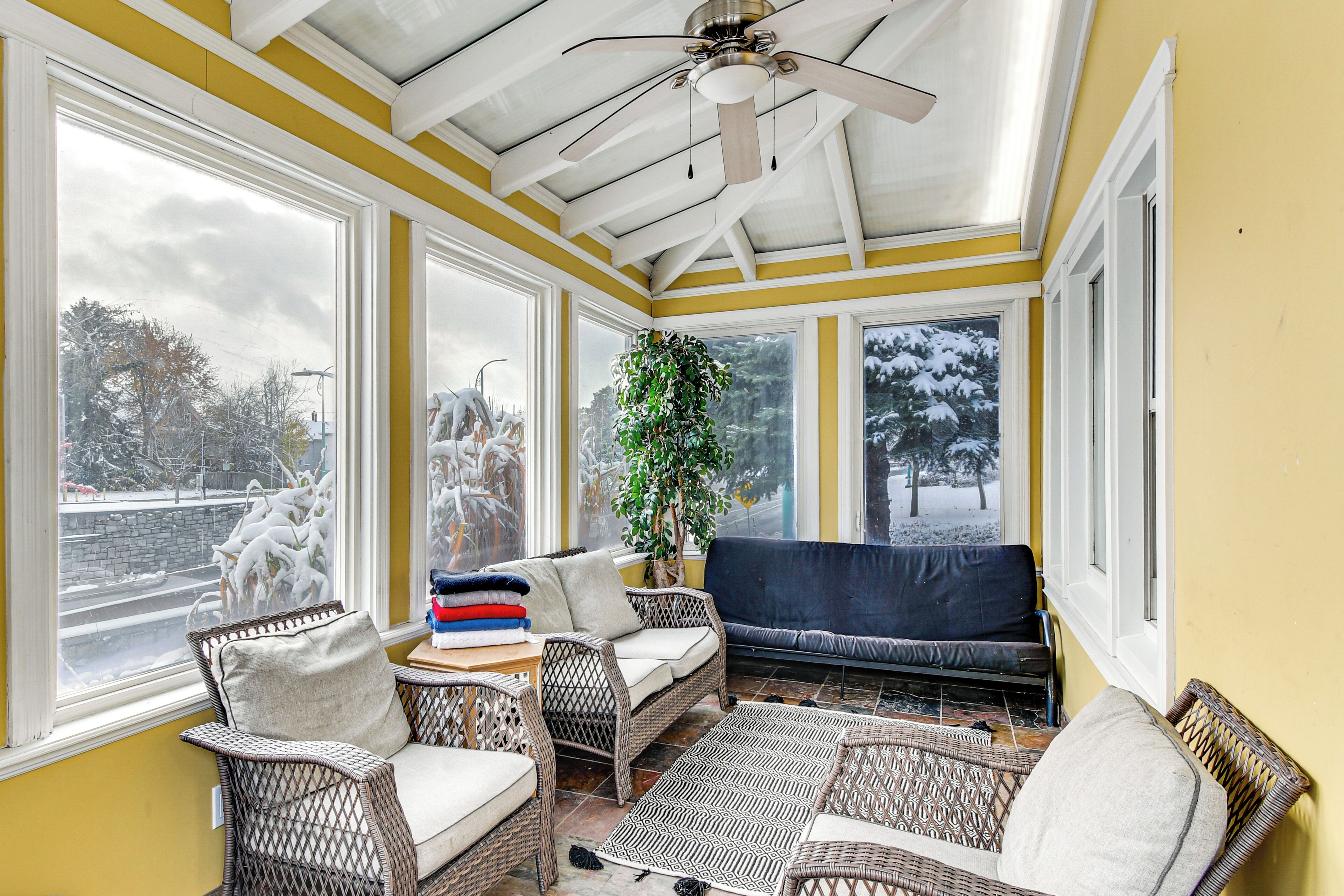 TV, fireplace, books, stereo