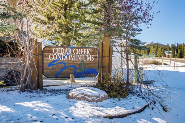 Property grounds - < 1 Mi to Big Sky Resort: Quiet Mtn-View Retreat (Big Sky)