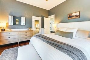 Desk, iron/ironing board, travel cot, Internet - Main Street Elkin Retreat: Home w/ Backyard Oasis (Elkin)